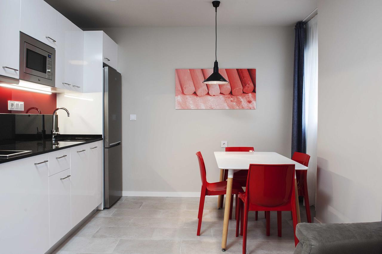 Apartamentos Divan Vitoria-Gasteiz Luaran gambar